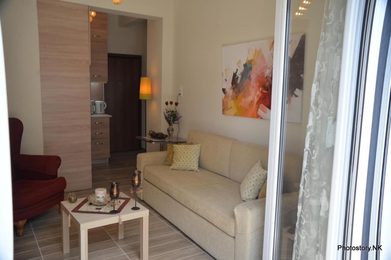 Kynosargous Square'S Apartment Atenas Exterior foto